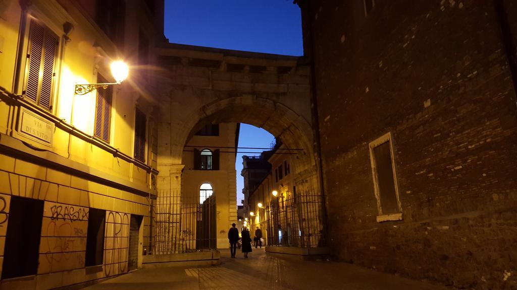 B&B Arco Di Gallieno Rome Exterior photo