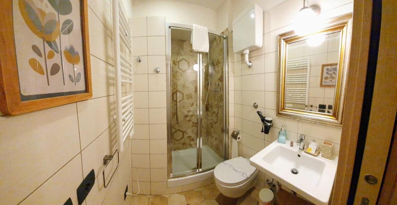 B&B Arco Di Gallieno Rome Exterior photo